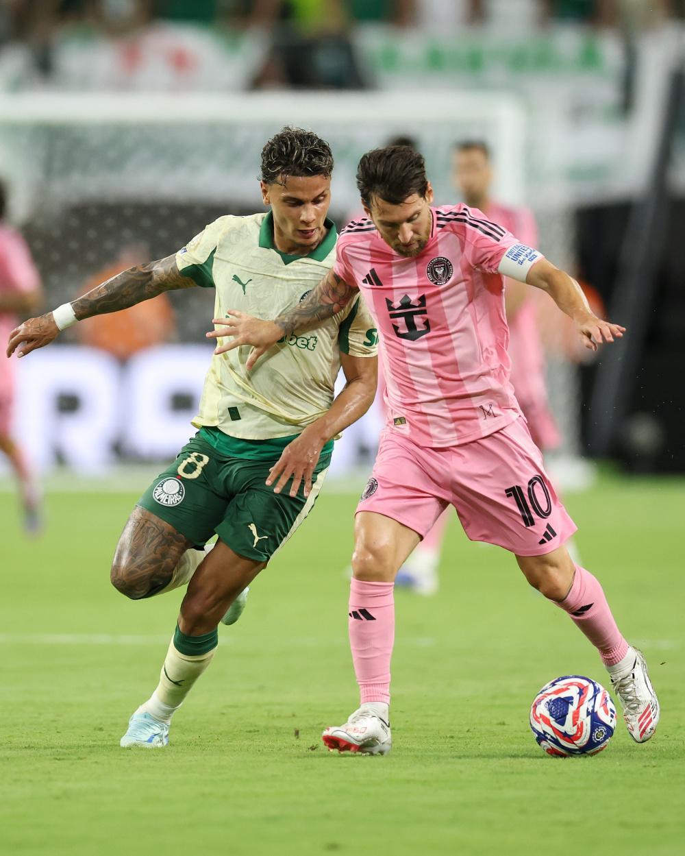 九游登录入口-女超人大战怪兽惨败